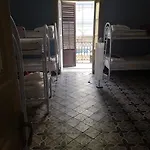 Sunshine Hostal Palermo