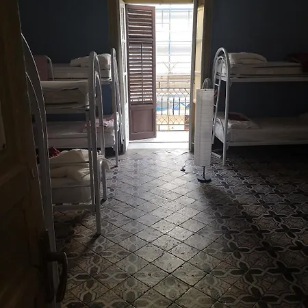 Sunshine Vandrerhjem Palermo