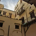 Sunshine Hostel