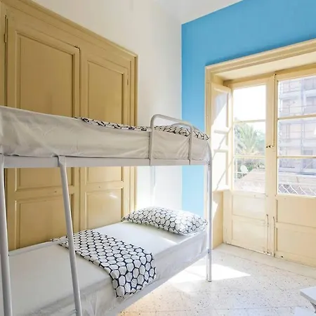 Sunshine Albergue Palermo